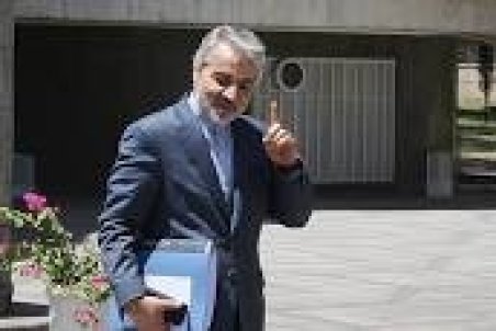 دریافت حقوق فروردین با افزایش ۴۰۰ هزار تومانی