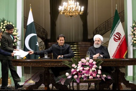 مرزهای دو کشور باید مرزهای تجارت، ثبات و توسعه باشد