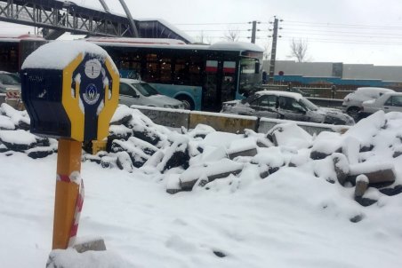 برف و باران در جاده‌های 10 استان