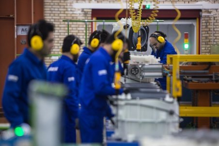 آغاز اعزام نیروی کار به خارج