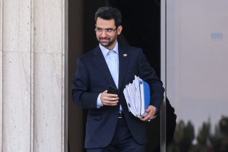 نظارت اپراتورها بر بساط بخت‌آزمایی تلویزیون