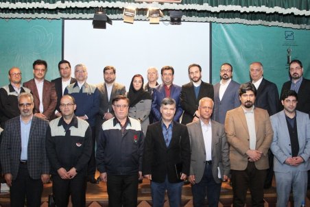 ذوب‌آهن در سال 99 توزیع سود دارد