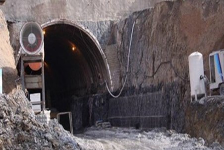 11 مجروح و 3 کشته در حادثه ریزش تونل