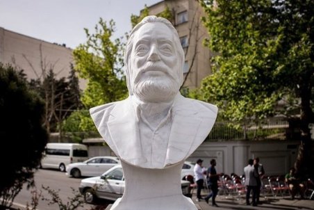 تهران| سردیس استاد مشایخی رفع ایراد می شود