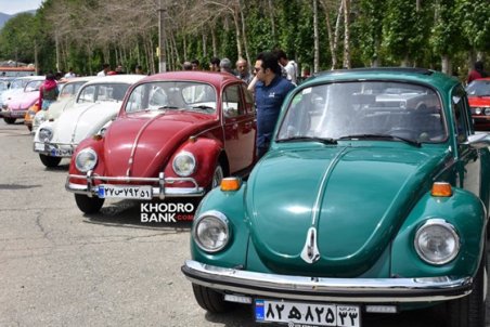 فارس| فولکس های کلاسیک دور هم جمع می شوند