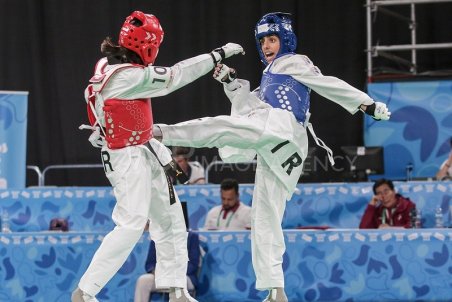 مهلا مؤمن زاده: پاسخ کارشکنی انگلیسی‌ها را روی شیاپ چانگ دادم