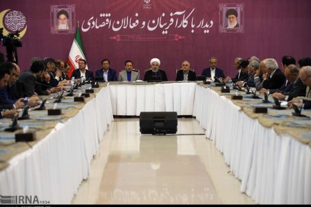 رقابت بخش دولتی با خصوصی اشتباه است