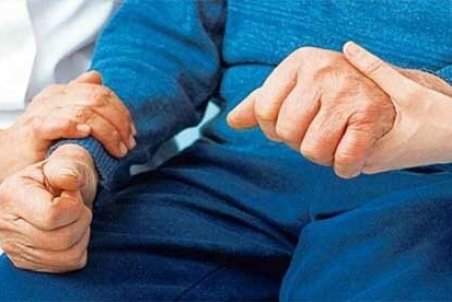 وسیله‌ای برای تغذیه راحت‌تر بیماران پارکینسون