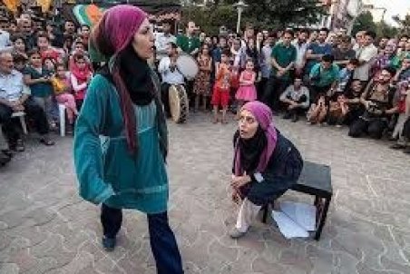 گیلان| برگزاری دهمین جشنواره تئاتر خیابانی شهروند در لاهیجان