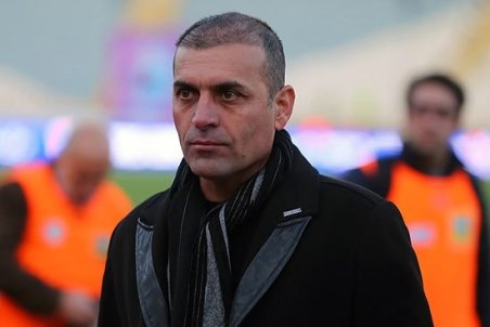 ویسی برای جذب بازیکن مسافر گرجستان می‌شود