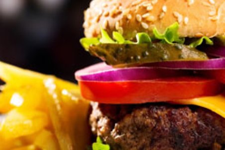 قمی‌ها در رتبه نخست مصرف فست‌فود کشور