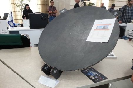 اولین نمونه کیفی آنتن مخابراتی کامپوزیتی بازتابی در کشور ساخته شد