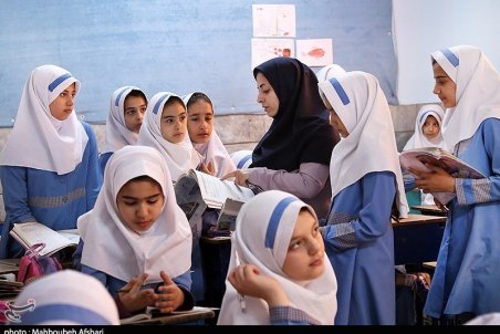 چالش کمبود معلم در چهارمحال و بختیاری
