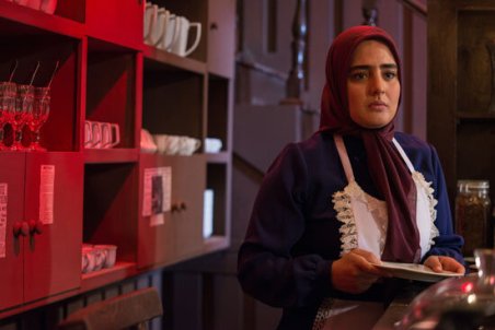 نقد گریم «ستایش»