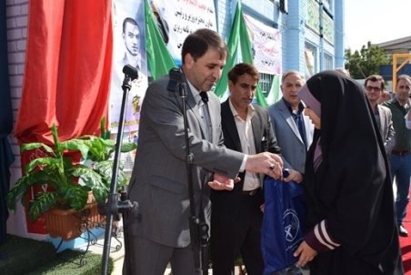 آغاز توزیع نوشت افزار از محل صرف جویی حذف قبوض کاغذی در مدارس کرمانشاه