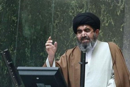 لارگانی: مشکلات معیشتی با رفع حصر حل می‌شود؟