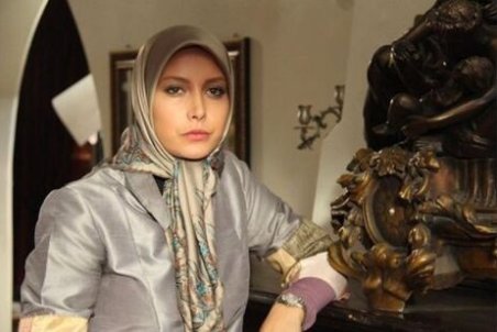 فریبا نادری: از دیدن نقشم لجم می گیرد !