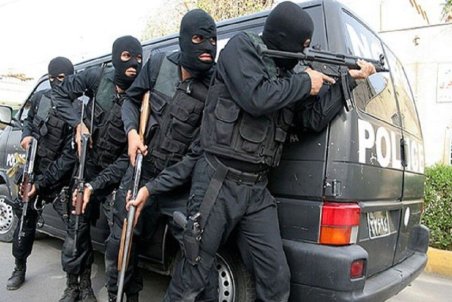 عامل شهادت مامور انتظامی شاهین شهر خودکشی کرد