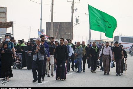 کرمانشاه| خدمت‌رسانی 24 ساعته به زائران اربعین