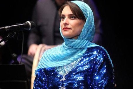 کامکار: خواننده‌های ما  مانند زن‌ها می‌خوانند