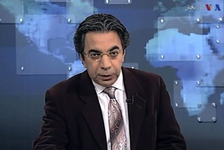 عصبانیت شدید مجری صدای آمریکا از بازداشت روح الله زم + فیلم