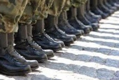 شکایت فراکسیون زنان از سازمان برنامه و بودجه برای عدم افزایش حقوق سربازان