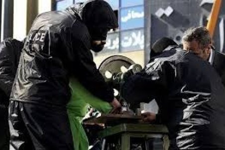 قطع دست یک سارق به حکم دادگاه در ساری