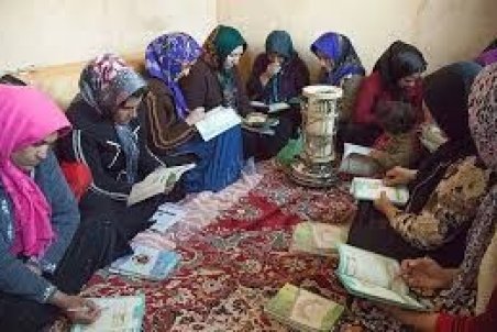 کاهش ترک تحصیل دانش‌آموزان دختر عشایر در کشور