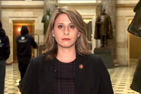 نماینده زن آمریکایی بدلیل رابطه نامشروع وادار به استعفا شد/عکس