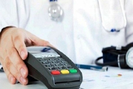 روایت مجری «سلام صبخ بخیر» از بی‌میلی پزشکان به نصب کارتخوان + فیلم