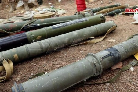 در تونلهای داعش در دیرالزور چه چیزهایی کشف شد؟ / عکس