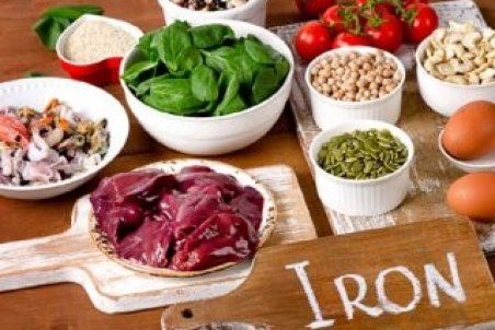 ۷ درمان طبیعی کم خونی