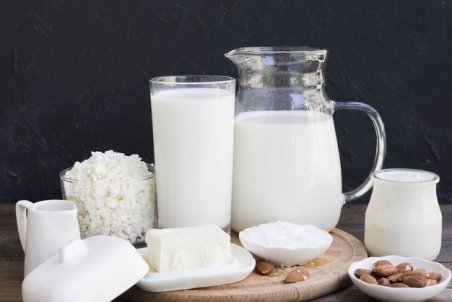 افزایش ۴۰۰ تومانی قیمت شیر خام گران‌فروشی نیست!