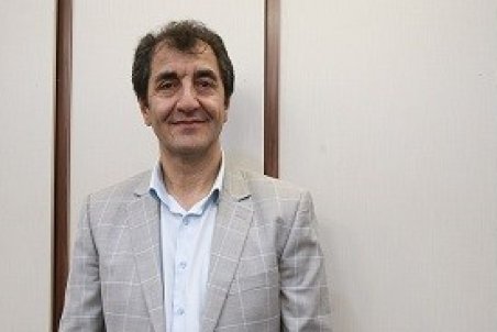 کاغذ باز هم ارزان شد/از ۵۵۰ به ۳۵۰ هزار تومان رسیدیم