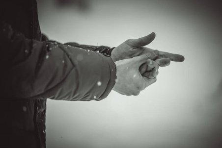 ۱۱ نکته برای کاهش درد مفاصل در پاییز و زمستان