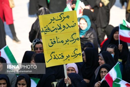 صادق زیباکلام: یا اجازه شعار علیه روسای قوای دیگر را بدهید یا ...