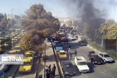 روایت «۲۰:۳۰» از ماجرای اعتراضات به گرانی بنزین