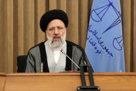 واکنش رئیسی به گران شدن قیمت بنزین