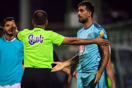 صادقی: اگر سر من معامله شده باشد باید فاتحه تیم ذوب‌آهن را خواند