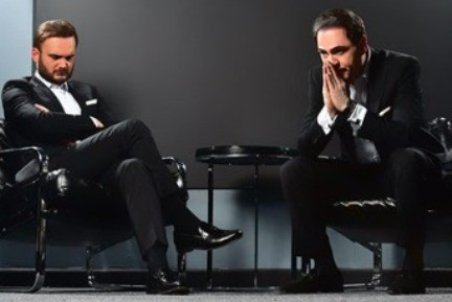 (ویدیو) خواننده‌ای که به خاطر شباهت صدایش به داریوش اقبالی ممنوع‌الکار شد