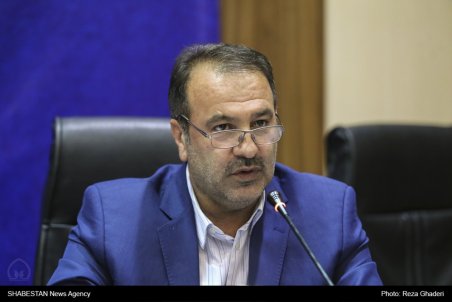 فارس| اصناف برای تأمین مایحتاج مردم همکاری مناسب داشته باشند