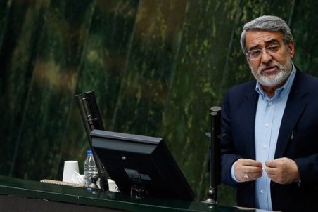 مسئولیت اتفاقات را بپذیر و با جوانمردی از وزارت کشور استعفا بده