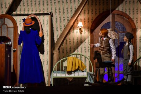 گزارش تصویری از نمایش «مری پاپینز»