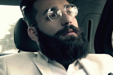 حضور خواننده معروف در دادگاه