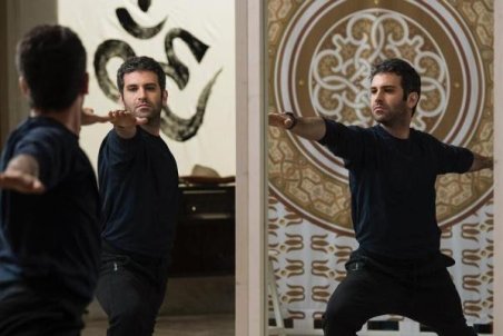 انتشار نخستین تصویر از هوتن شکیبا در فیلم «عامه‌پسند»