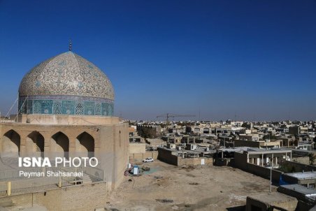 براقی رنگ‌ها  گنبد مسجدشیخ لطف‌الله  با باران پیدا می‌شود