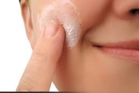 عوارض آلودگی هوا بر "پوست" / لزوم استفاده از شوینده‌های غیرصابونی