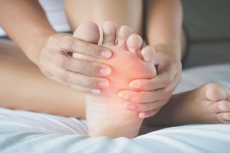 ورم پا چیست؟؛ علت و روش های درمان آن