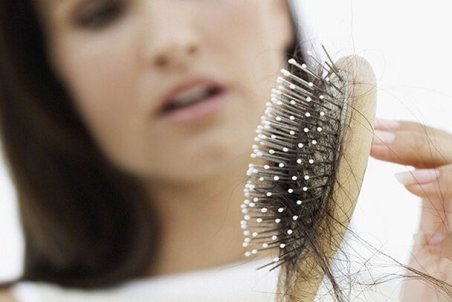 فقر آهن، شایع‌ترین علت ریزش مو در زنان