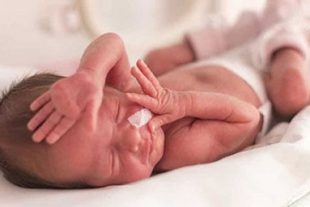 نوزاد رها شده در شهرضا نزد بهزیستی است